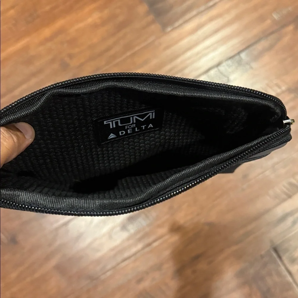 NEW! TUMI Two-Tone Gray Toiletry Bag